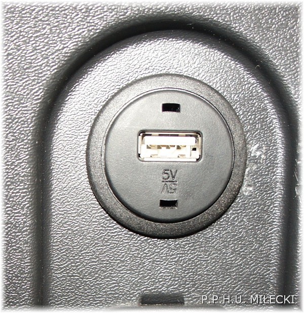 gniazdo usb