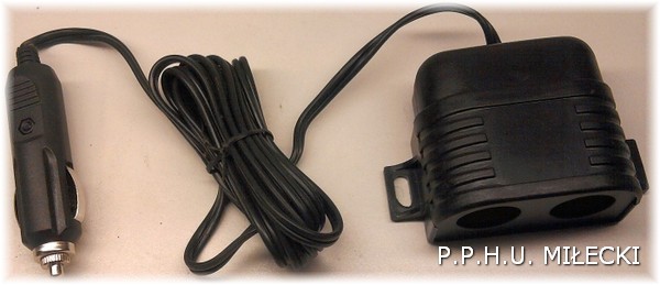 Przed�u�acz z dwoma gniazdkami 12V
