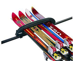 Uchwyty narciarskie THULE Snowpro 746 do przewozu 4 par nart lub 2 snowboard'�w - 2 szt. zamykany
