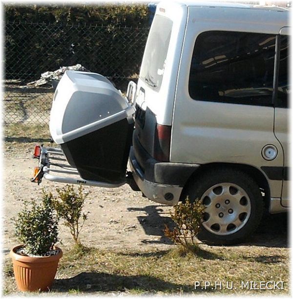 Thule EasyBase 949 z backup 900